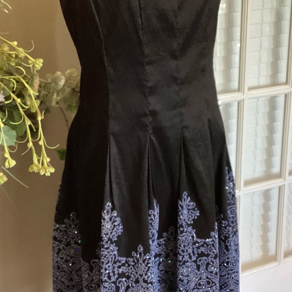 Leslie Fay Dress sz 10 beaded flare Bottom, elegant Girlhood core, formal - Picture 9 of 9